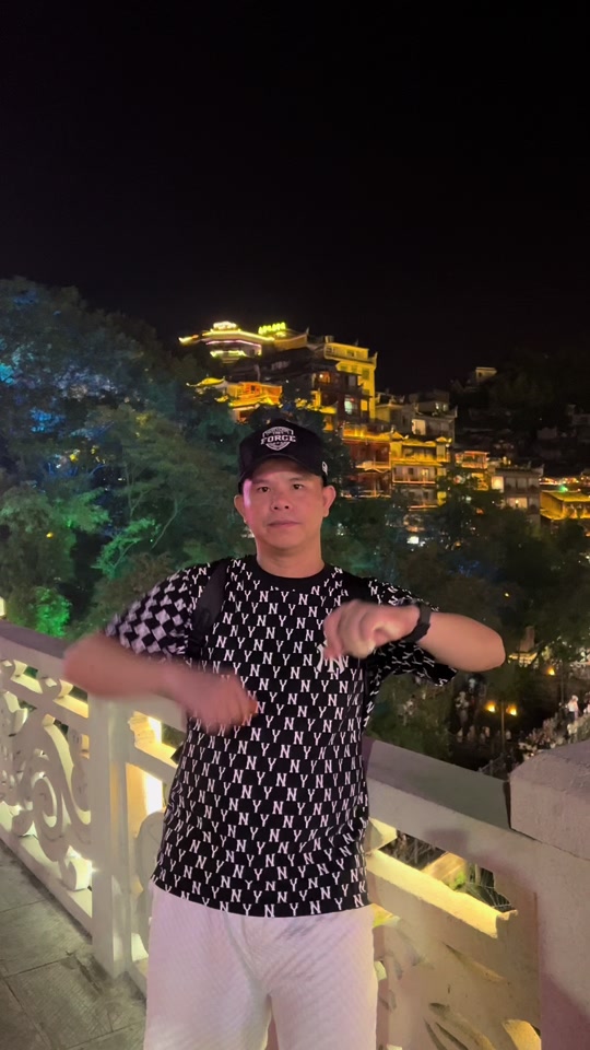 dj波仔直播传媒