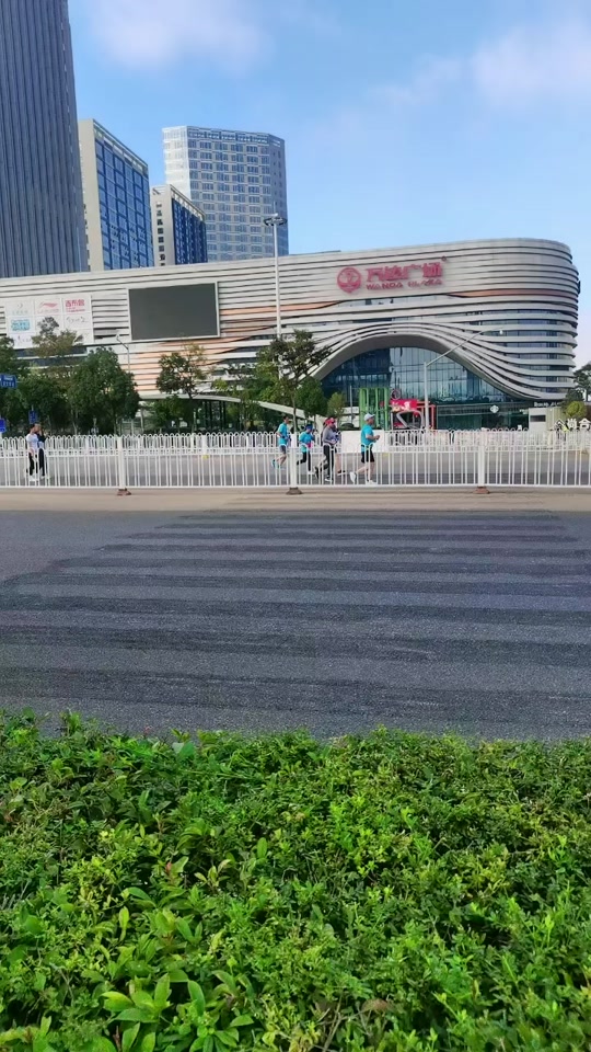 尚泉广场马拉松怎么报名 - 抖音