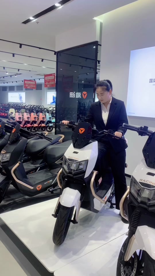雅迪m8冠能版什么时候上市 - 抖音