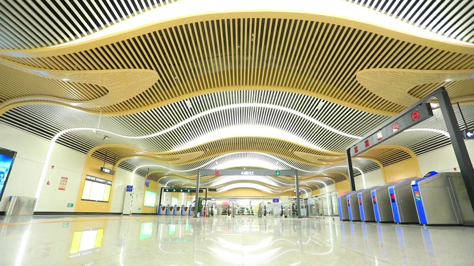 长沙机场地铁6号线营业时间 - 抖音