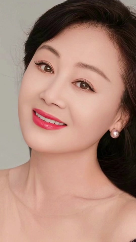 王笛女演员去美国了吗 - 抖音