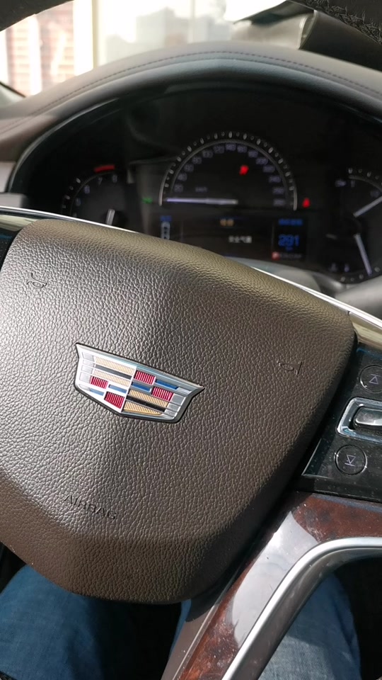 16款凯迪拉克xts中控拆解教程 - 抖音