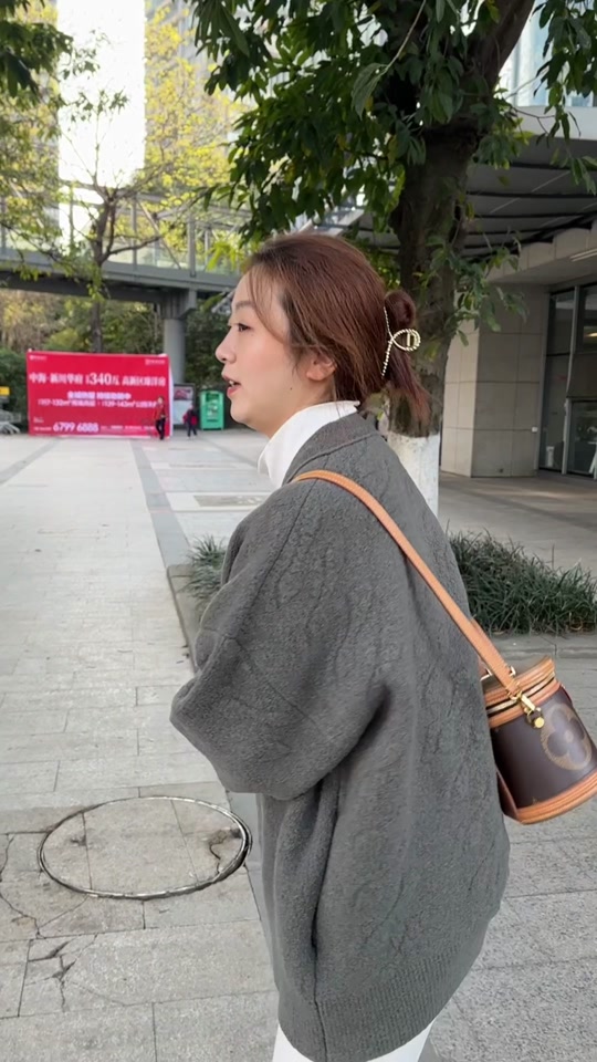 灿二哥:太香了 好好吃饭一切才顺利@林仙女呀 #情侣日常