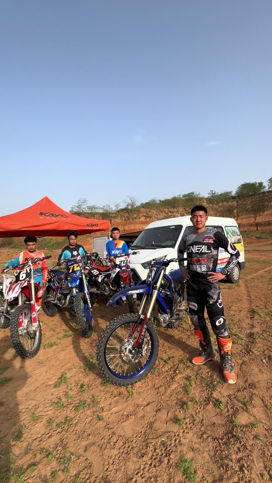 越野摩托比赛怎么个15分钟加两圈 - 抖音