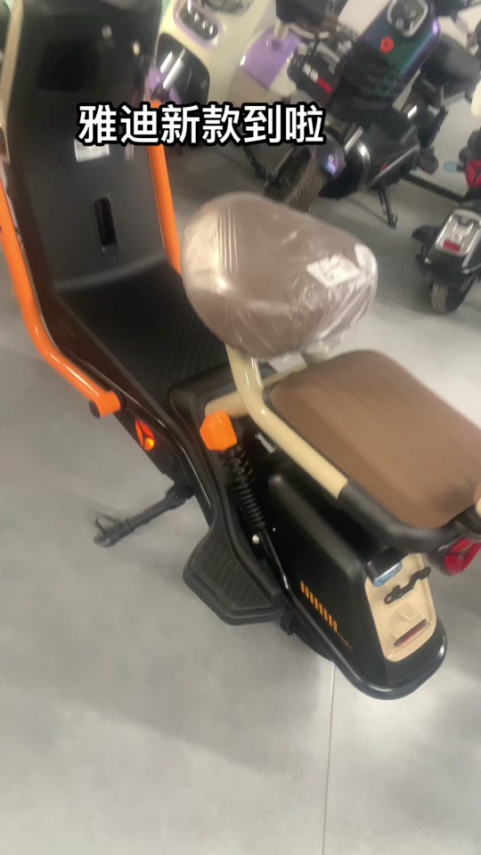 雅迪冠能b60是电动自行车吗? - 抖音