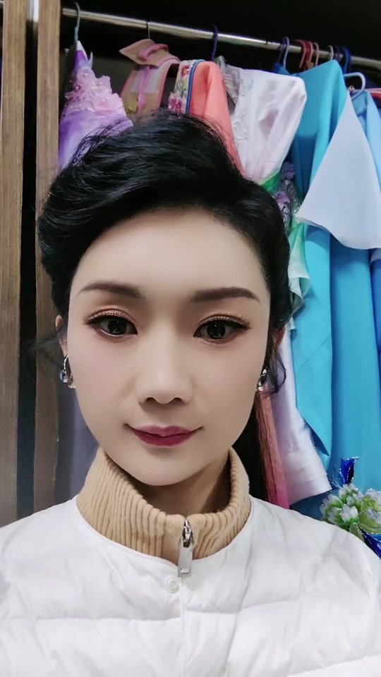 谢思琴 黄梅戏非遗传承人