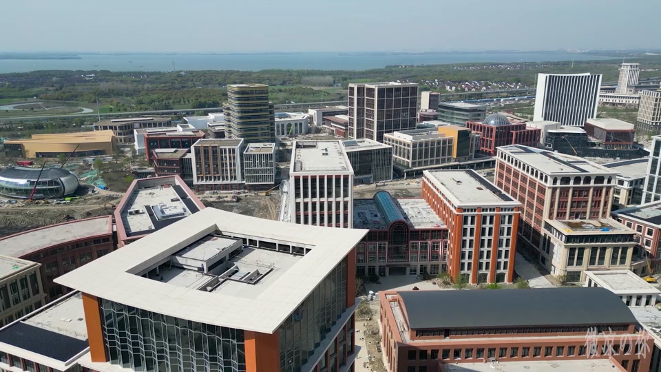 上海青浦华为研发基地是芯片么 - 抖音