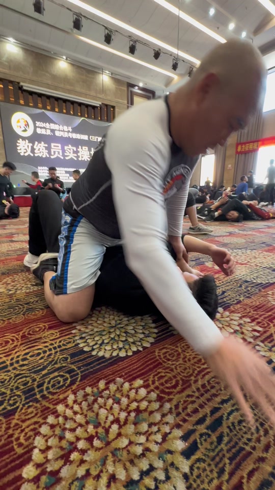 ufc3怎么破锁技 - 抖音