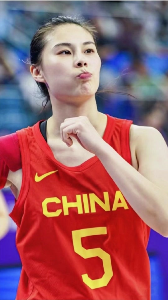 中国女篮王思雨现在任什么职务 - 抖音