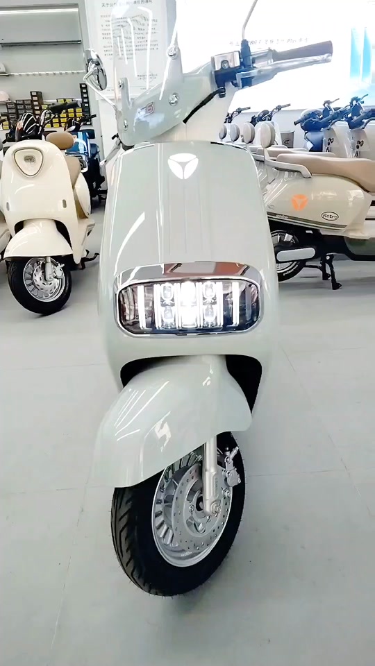 雅迪冠能m85-m有gps定位吗 - 抖音