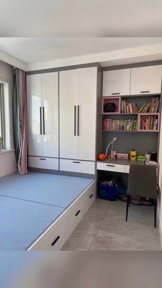 次卧榻榻米实景参考案例木工现场制作的东北大炕