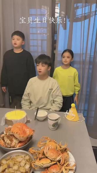 草莓是什么季节长满 6b309f43f48349028f70d8ee8188b4df~tplv-dy-resize-origshort-autoq-75:330.jpeg?x-expires=2001124800&x-signature=twHIM0WmY5goWBx48dWVU4avGrs%3D&from=3213915784&s=PackSourceEnum_AWEME_DETAIL&se=false&sc=cover&biz_tag=pcweb_cover&l=20230603121735B0F82CB956455450AFBB