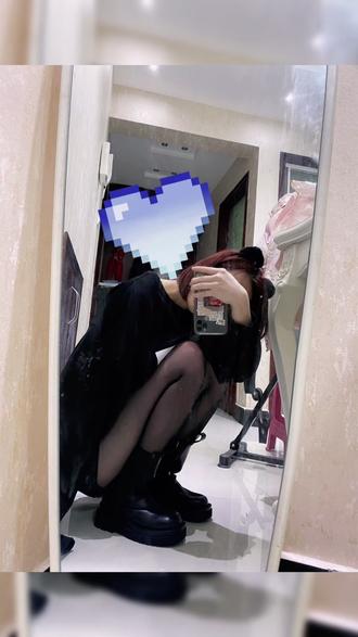 黑丝 #腿 周末愉快呀~ - 抖音